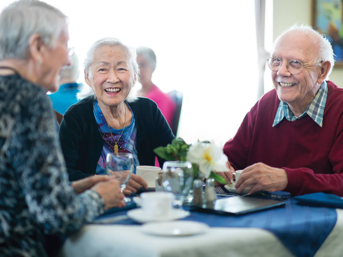 seniors dining together